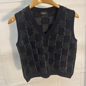 Akris Cashmere Cotton Square Fringe Jacquard Knit Pullover Vest Size 6, $995 EUC